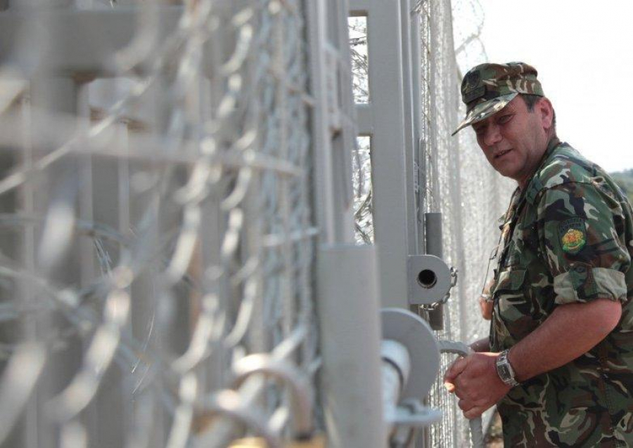 Bulgaria va folosi armata pentru a-şi apăra frontierele