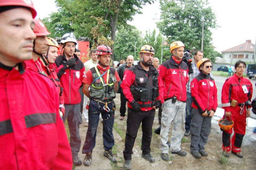 SALVATORI VOLUNTARI, sub umbrela PRIMĂRIEI/ Romanian Rescue Association se mută la Galaţi