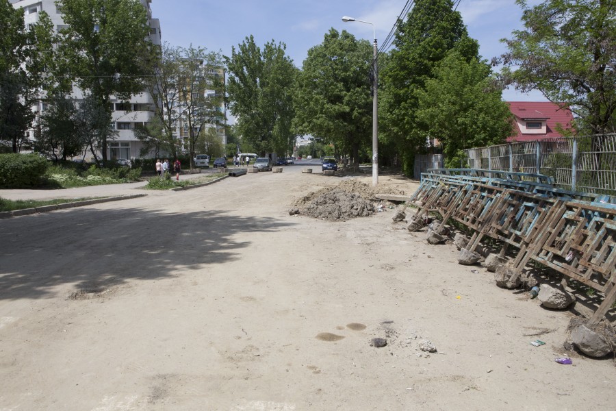 AICI SUNT BANII GĂLĂŢENILOR: Cât ne-au COSTAT LUCRĂRILE de pe strada Stadionului