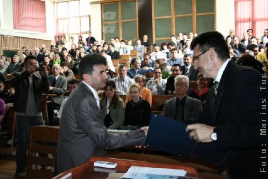 Diplome şi premii de ziua Facultăţii de Mecanică