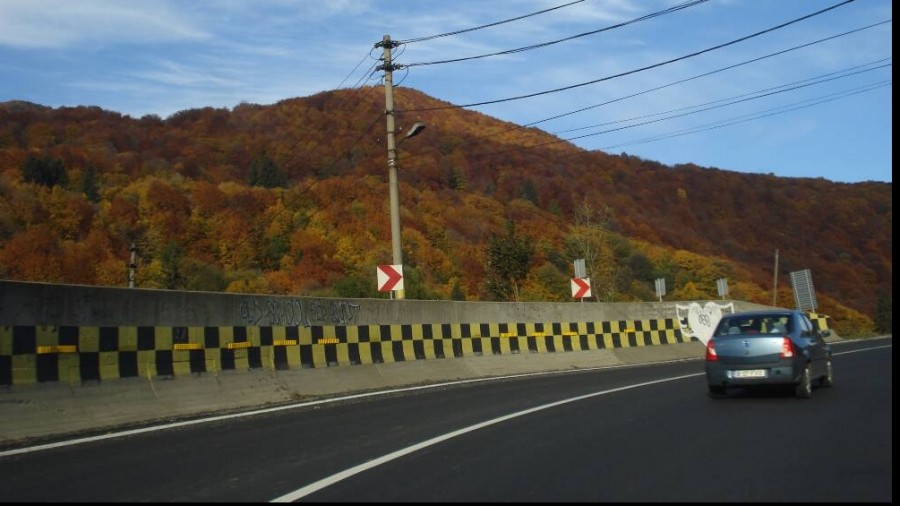 Circulaţie restricţionată pe autostrăzi şi drumuri naţionale, pe 15 august, pentru vehiculele care nu sunt destinate transportului de persoane