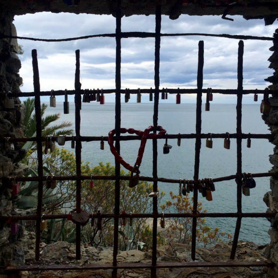 Cinque Terre - Cinci Pământuri binecuvântate