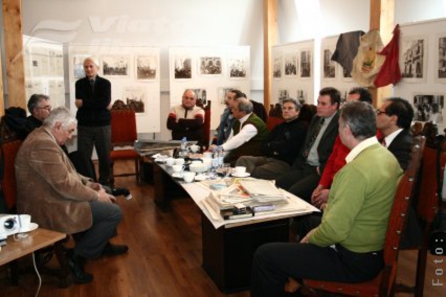 Fotografii şi ziare-document ale Revoluţiei de la Galaţi