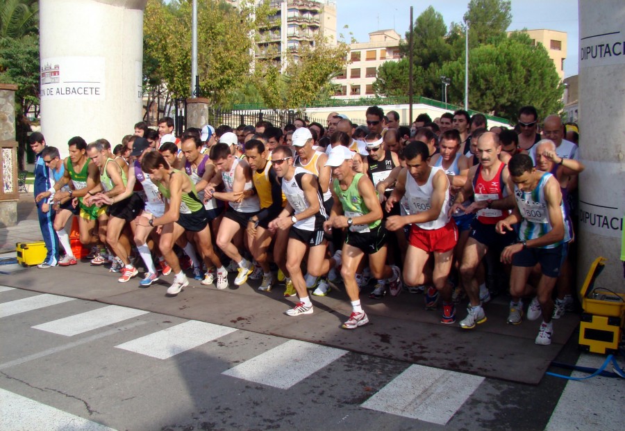 Semimaraton CARITABIL la Galaţi/ Aleargă pentru o CAUZĂ NOBILĂ