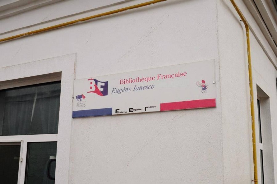 Târg de carte la Biblioteca Franceză