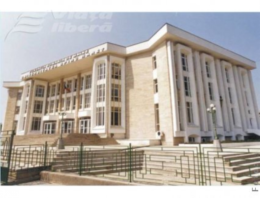 32 de „haretişti” respinşi
