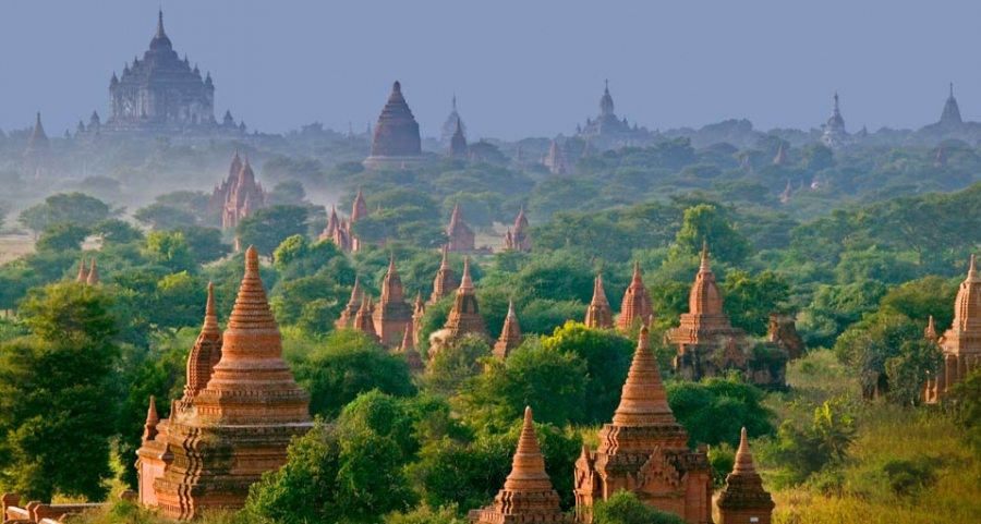 Myanmar/ TEMPLELE PIERDUTE din inima junglei