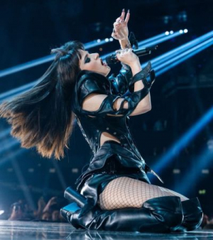 &Icirc;n această noapte, gălăţeanca Alexandra Căpitănescu urcă Rom&acirc;nia pe scena marii finale Eurovision. Cum poate fi votată