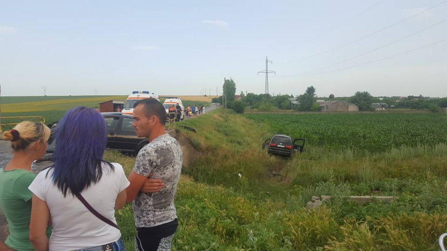ACCIDENT RUTIER la Schela. Opt persoane au fost transportate la spital