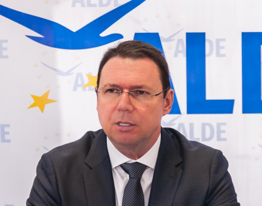 Cristian Dima a demisionat din ALDE, pentru un loc în Parlament