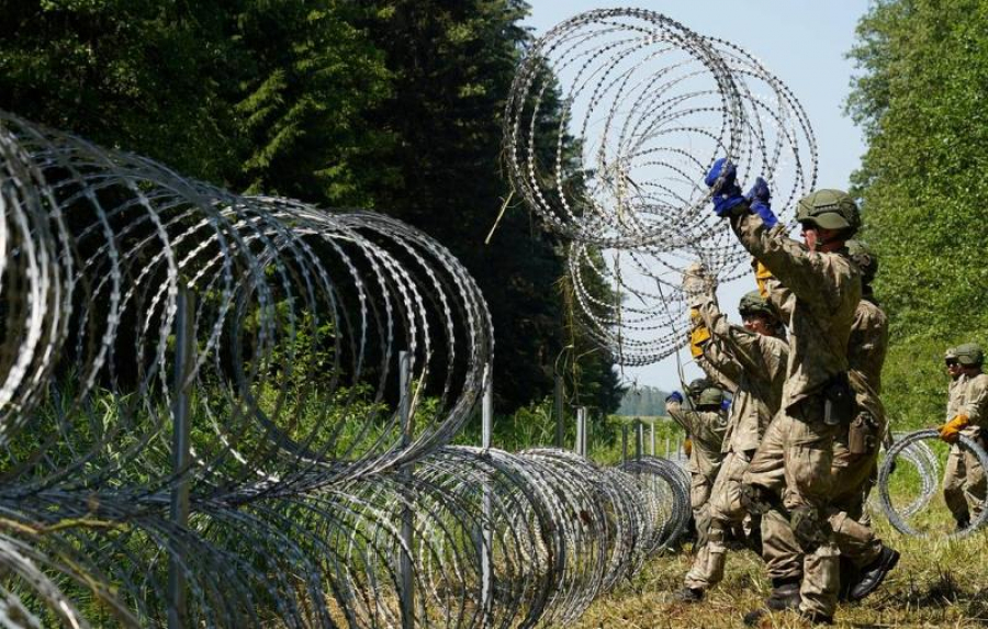 Ucraina trimite sârmă ghimpată in Lituania