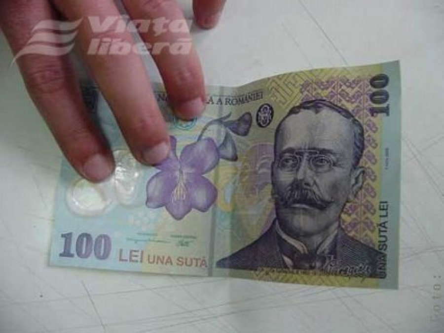 Bancnotă de 100 de lei falsă