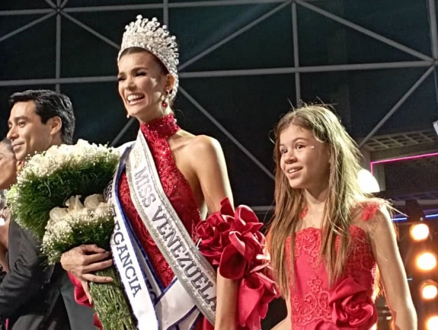 O mamă a câştigat, în premieră, titlul de Miss Venezuela