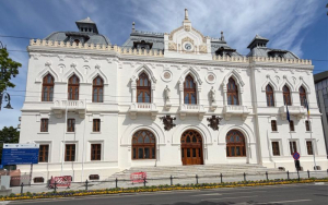 S-a &icirc;nt&acirc;mplat pe 23 mai