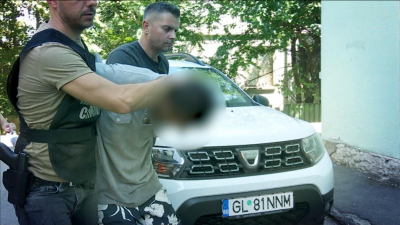 Bărbatul care și-a ucis tatăl a fost arestat. Psihiatrii vor decide dacă rămâne după gratii