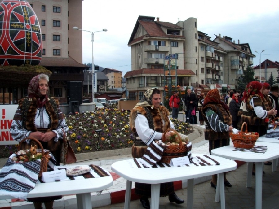 Programul "Paştele în Bucovina" nu include în acest an aducerea Luminii Sfinte de la Ierusalim