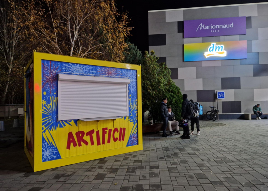 Comercianții de petarde și pocnitori, în vizorul polițiștilor. Verificări în tot județul