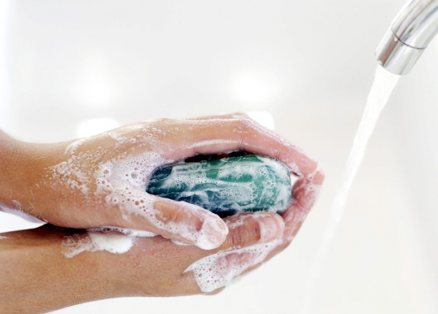 Ce boli ne pândesc vara dacă nu ne spălăm pe mâini