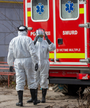 Mai multe cadre medicale infectate cu COVID-19