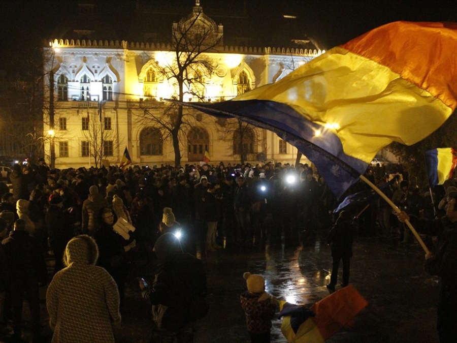 PROTEST | Gălățenii ies, duminică, din nou în stradă. Guvernul va adopta, săptămâna viitoare, controversatele proiecte de GRAȚIERE și MODIFICARE A CODURILOR PENALE