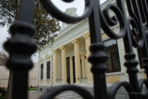 BRĂILA: Casă reabilitată pe milioane de lei şi apoi lăsată să se degradeze 