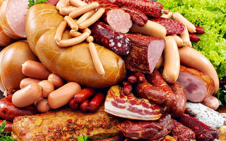 Control-fulger la supermarketurile gălăţene/ Protecţia Consumatorului verifică produsele din carne