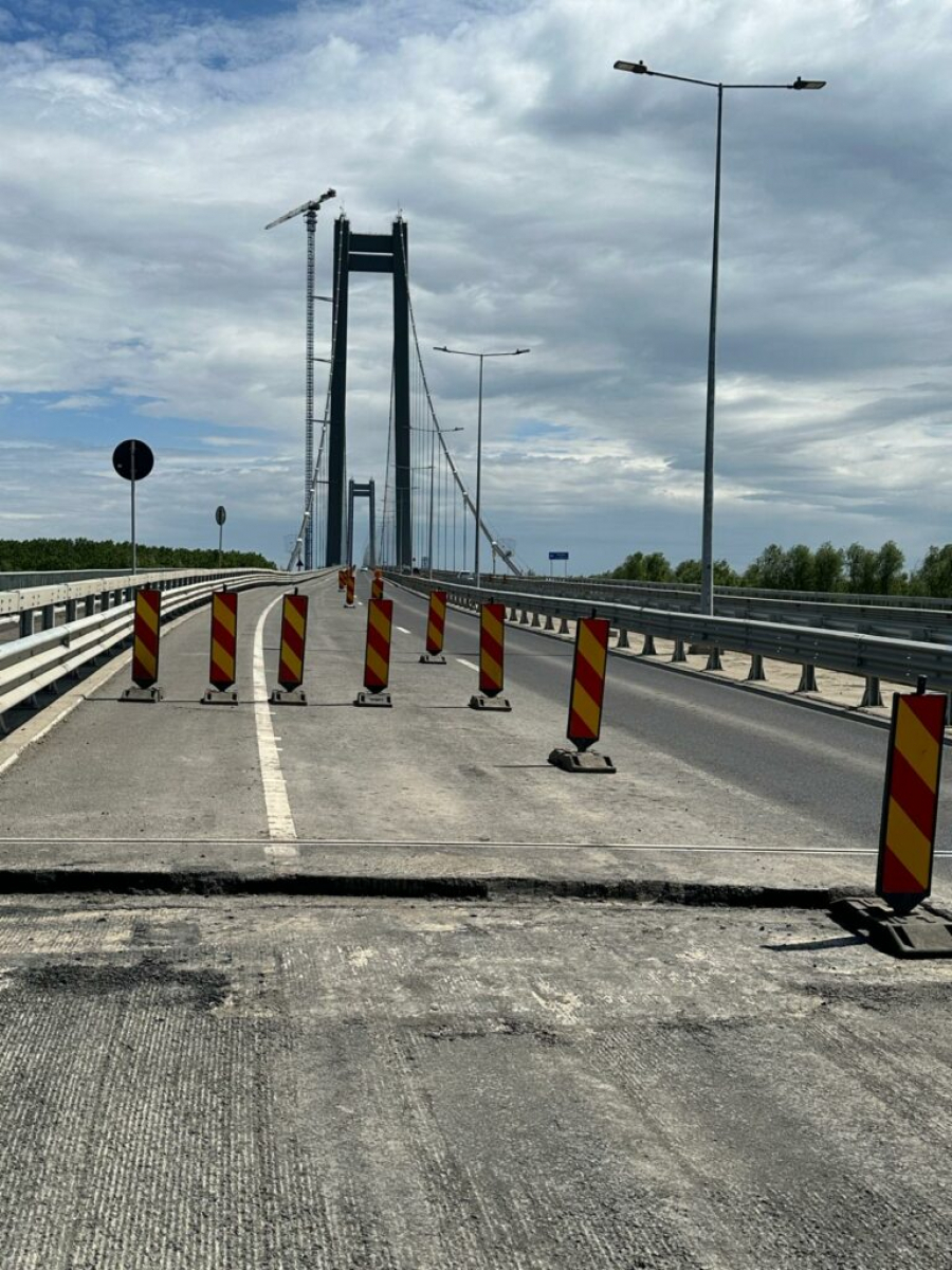 Podul de la Brăila, ajuns vedetă de televiziune internaţională. Cine răspunde pentru lucrările de proastă calitate? (VIDEO)