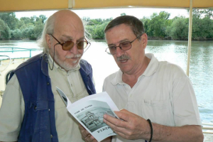 Maximilian Popescu Vella (stânga)