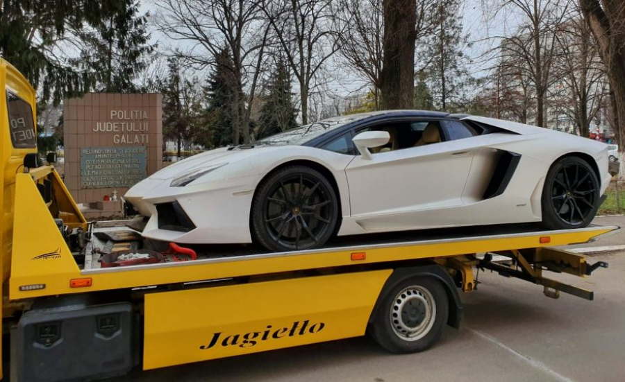 Lamborghiniul clanului Spaidăr, vândut după o luptă acerbă. Cât a câștigat statul român în urma licitației