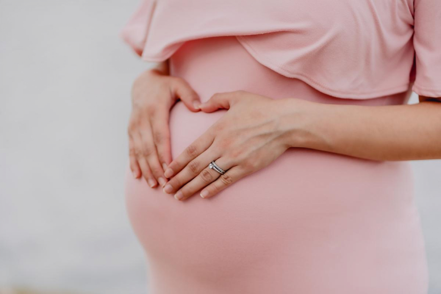 Avantajele și riscurile sarcinii la 20, 30 sau 40 de ani