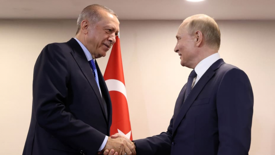 Deşi are mandat de arestare, Putin va călători în Turcia