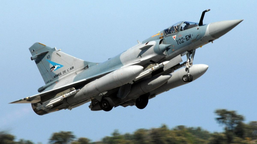 Franța va furniza Ucrainei avioane de luptă Mirage