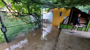 În Galați, Tecuci și Șendreni, inundațiile serioase au necesitat intervenția ISU