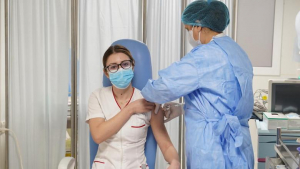 A început vaccinarea anti-COVID în România