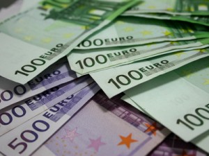 Şeful Agenţiei Naţionale pentru Integritate: Se fură prea mulţi bani din fondurile europene