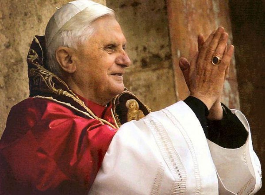 Papa Benedict se va întâlni vineri cu Traian Băsescu, confirmă Vaticanul