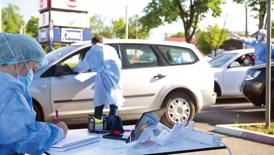 Se redeschide centrul de vaccinare împotriva COVID-19 din parcarea Shopping City