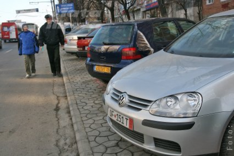 Rezervarea parcărilor ar putea fi interzisă 