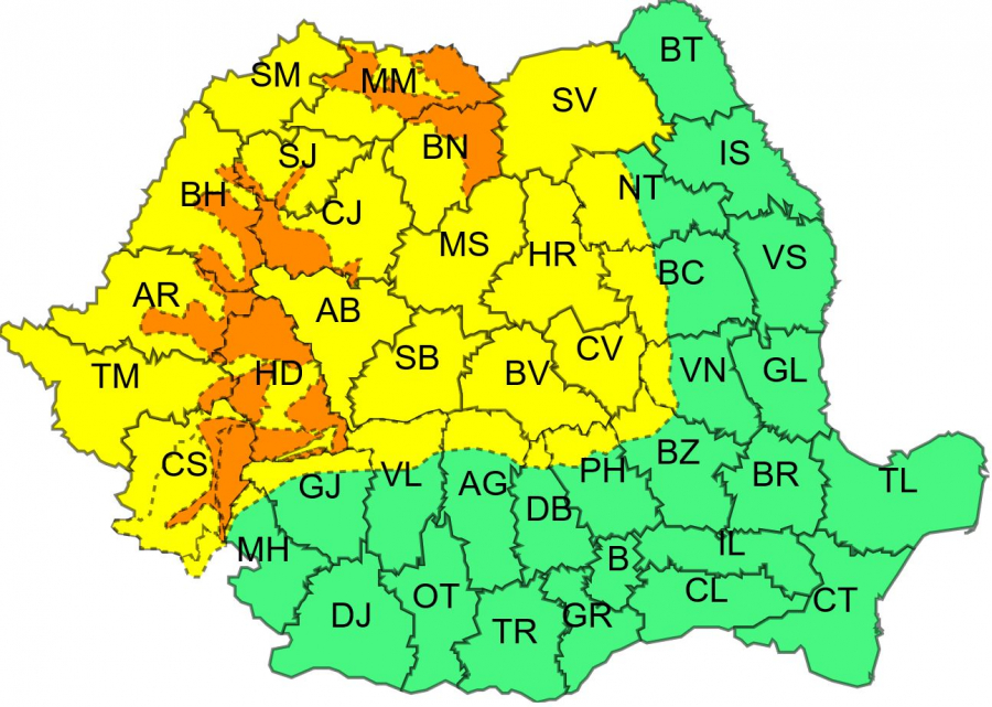 Se strică vremea. Coduri galbene de ninsori în peste jumătate din ţară