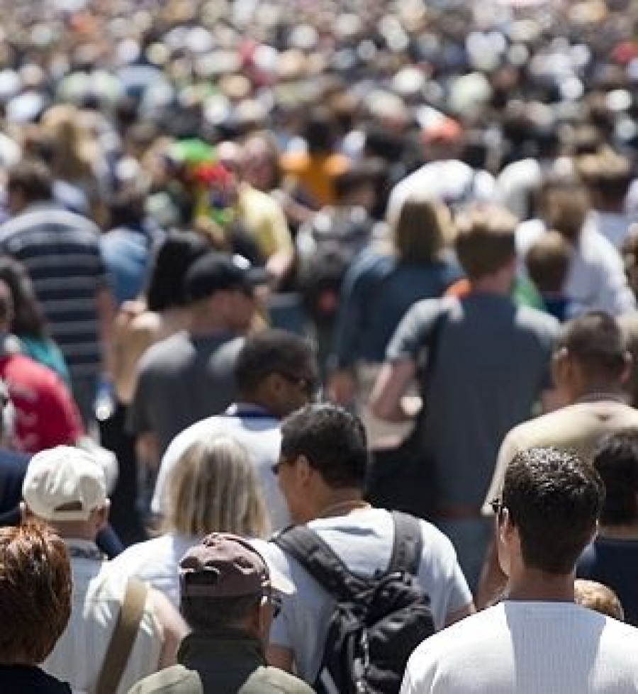 Noi PROTESTE în fața Guvernului