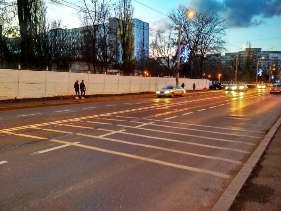 Benzi rezonatoare pe strada Stadionului