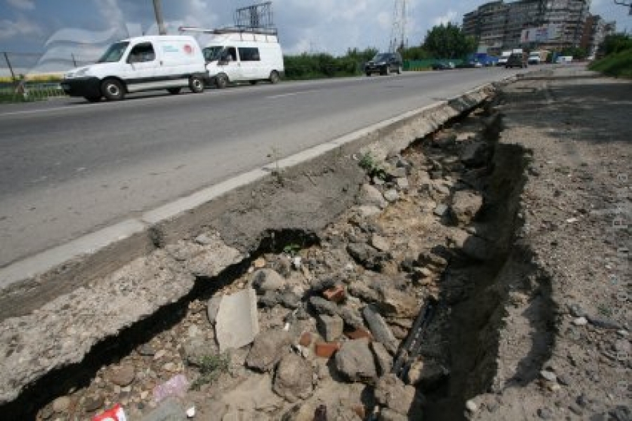 Bun venit la Galaţi, tărâm de gropi