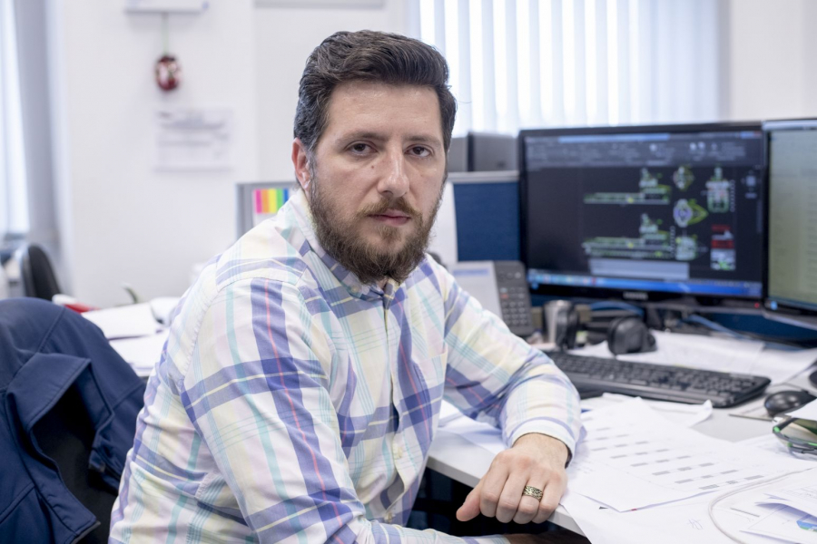 Damen Galaţi şi oamenii săi. Astăzi, Cosmin – Specialist engineer, Engineering and production support dept