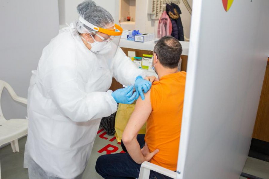 COVID-19. Puțin peste 400 de gălățeni au mers la vaccin