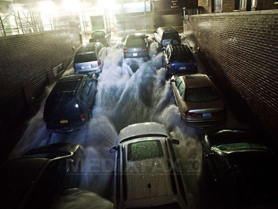 LIVE VIDEO Uraganul Sandy face ravagii! Barack Obama decretează stare de "catastrofă majoră" în New York
