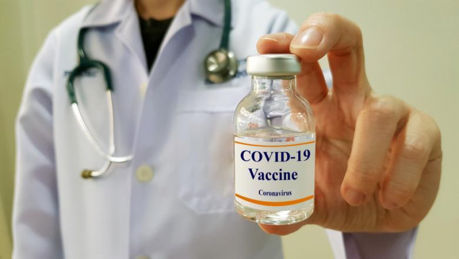 Un vaccin anti-COVID, în ultima fază a testării