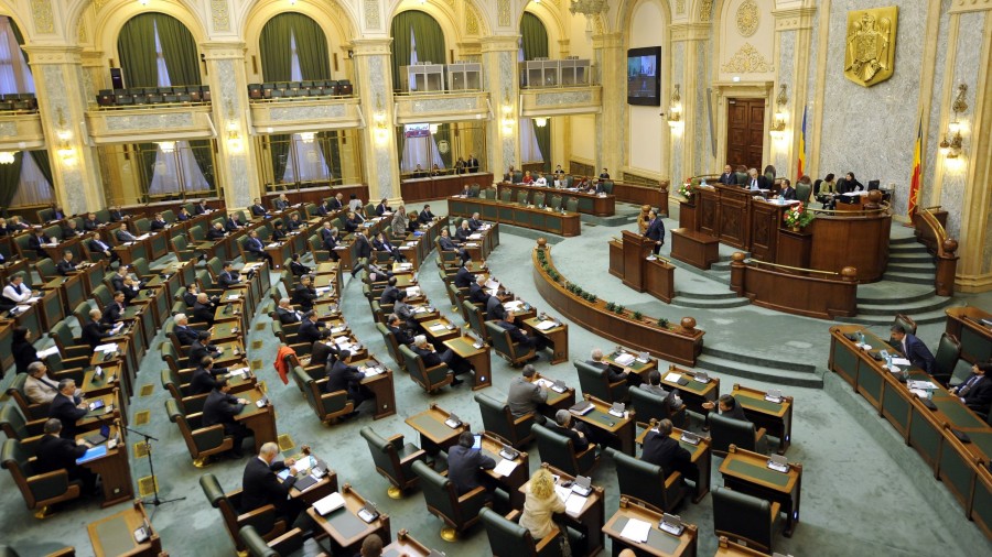 Senatorii au votat "ordonanţa traseiştilor". ALEŞII MIGRATORI pot răsufla uşuraţi