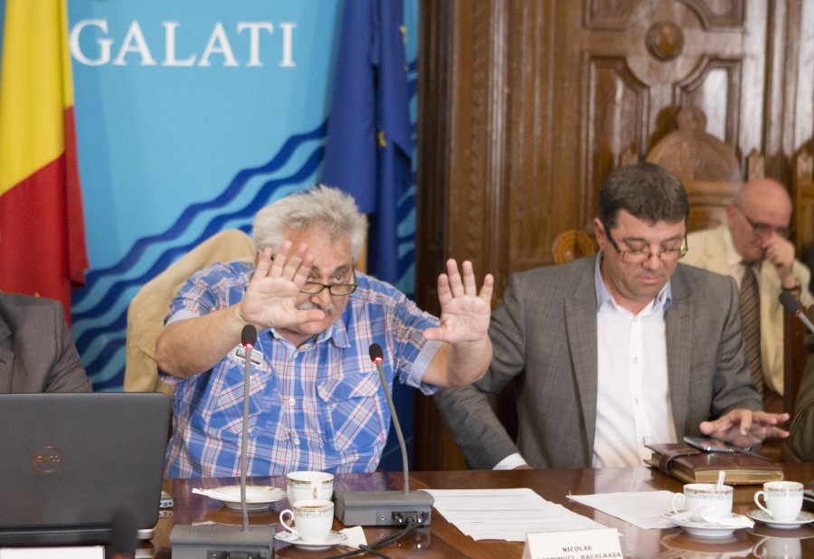 SONDAJ VL/ Aproape 90 la sută dintre gălăţeni, NEMULŢUMIŢI de activitatea preşedintelui Bacalbaşa