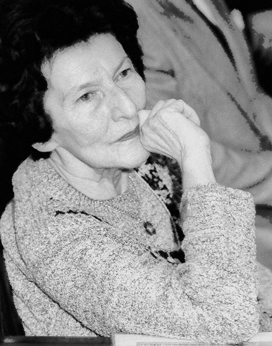 Remember. Zoe Dumitrescu-Buşulenga (1921-2006)
