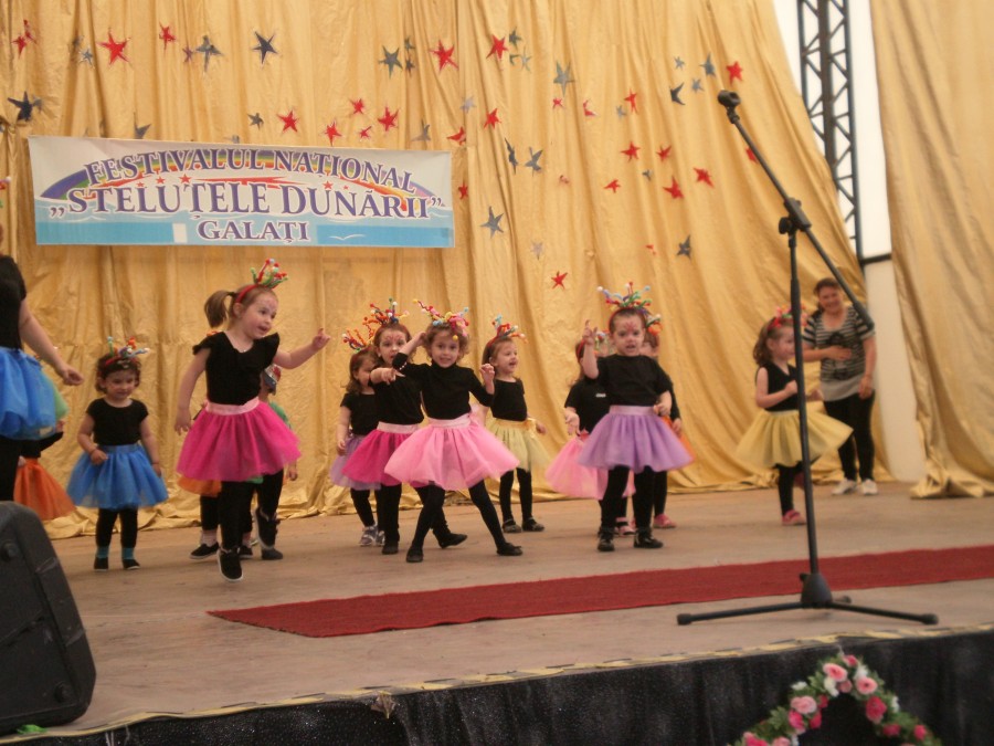 Prichindeii au strălucit din nou la "Steluţele Dunării" - un festival devenit brand